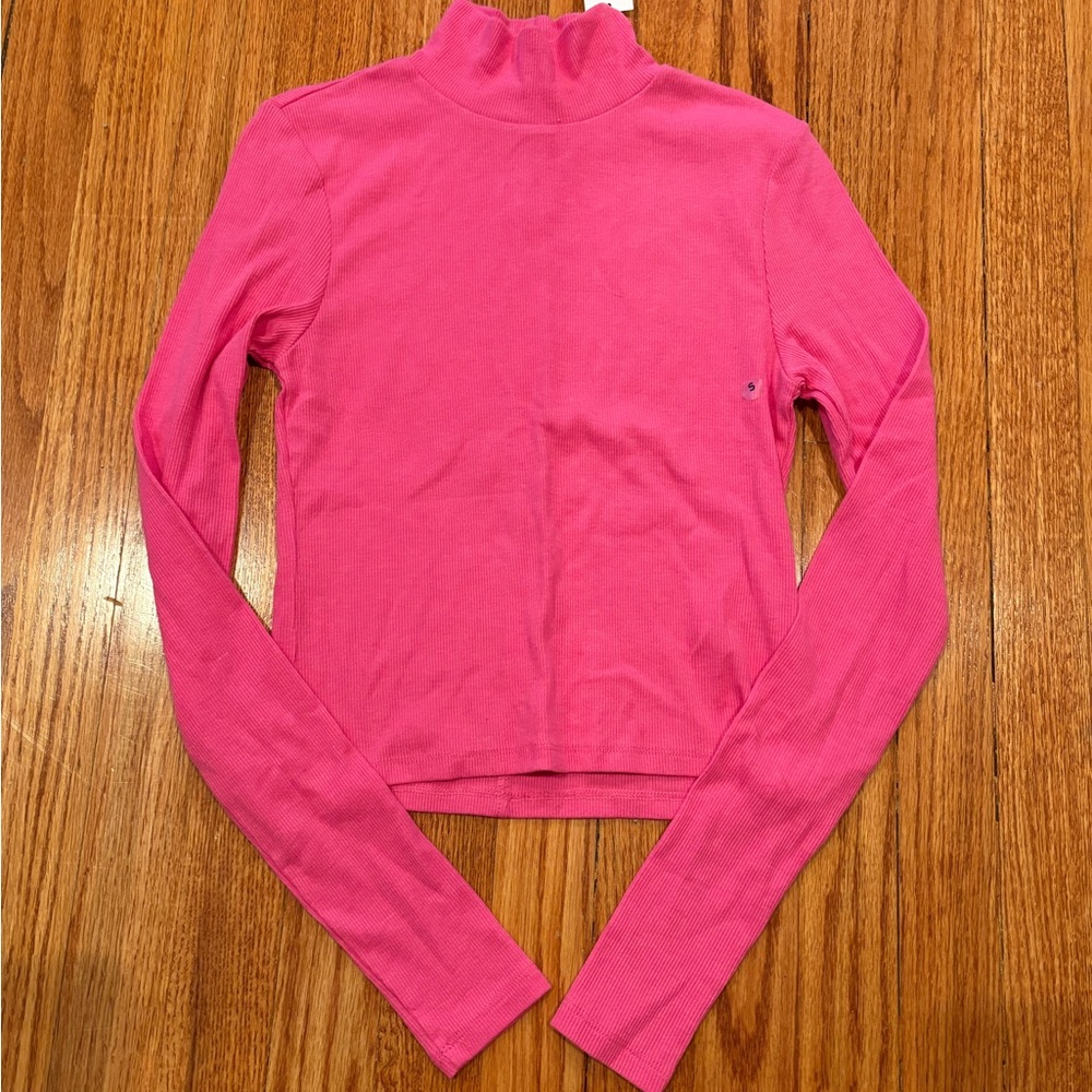 American Eagle Outfitters Vibrant Pink Long Sleeve Tee